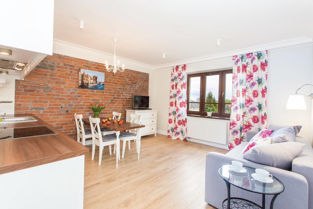 Villa Allegra Apartamenty Z Ogrodem I Sala Zabaw ,Darmowy Parking I Lezaki, 5Minut Do Morza Gdynia Phòng bức ảnh