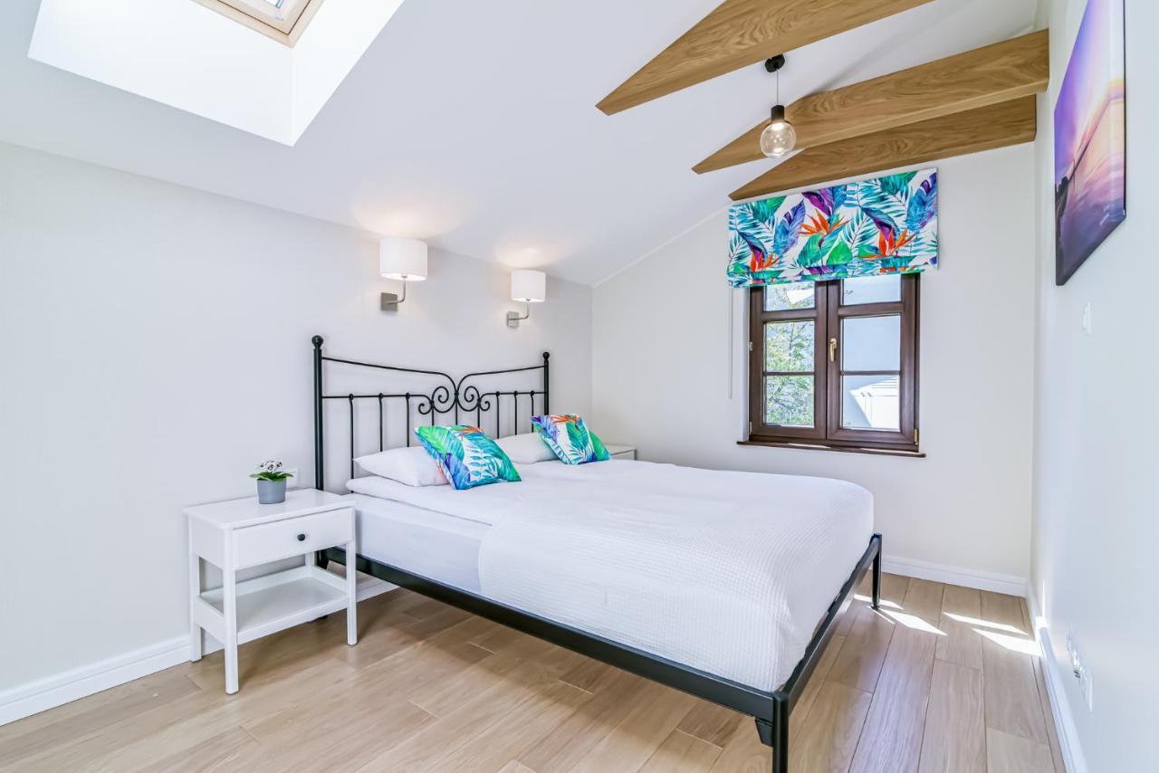 Villa Allegra Apartamenty Z Ogrodem I Sala Zabaw ,Darmowy Parking I Lezaki, 5Minut Do Morza Gdynia Ngoại thất bức ảnh